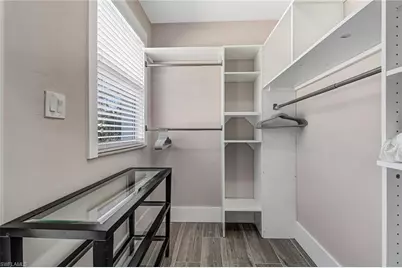 3470 Lakeview Dr, Naples, FL 34112 - Photo 8