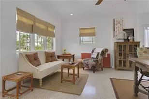 1290 Venetian Way, Naples, FL 34110 - Photo 6