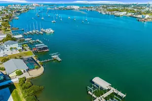 345 Mango St, Fort Myers Beach, FL 33931 - Photo 8