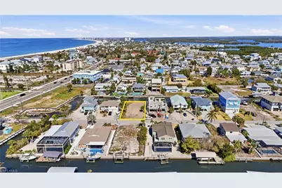129 Curlew St, Fort Myers Beach, FL 33931 - Photo 6
