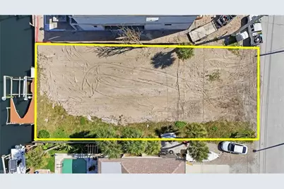 129 Curlew St, Fort Myers Beach, FL 33931 - Photo 8