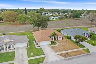 135 Estelle Dr, Naples, FL 34112 - Photo 38