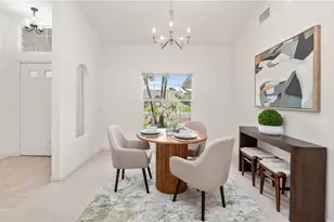 135 Estelle Dr, Naples, FL 34112 - Photo 8