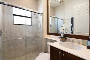 3633 Santaren Ct, Naples, FL 34119 - Photo 14