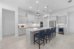 14265 Laguna Spgs Ln, Naples, FL 34114 - Photo 4