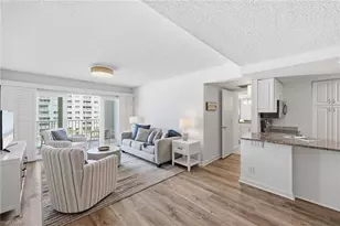 3443 Gulf Shore Blvd N, Naples, FL 34103 - Photo 10