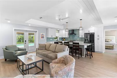 699 99th Ave N, Naples, FL 34108 - Photo 4