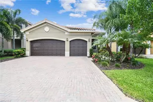 11541 Stonecreek Cir W, Fort Myers, FL 33913 - Photo 4