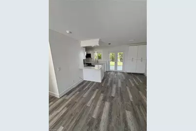 5285 SW 19 Pl, Naples, FL 34116 - Photo 4