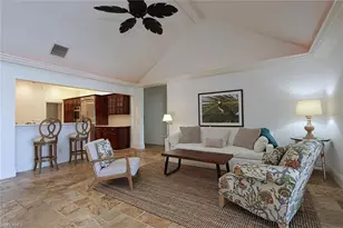 2201 Beacon Ln, Naples, FL 34103 - Photo 12