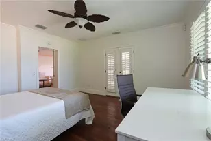 2201 Beacon Ln, Naples, FL 34103 - Photo 20