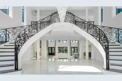 13323 Rosewood Ln, Naples, FL 34119 - Photo 6