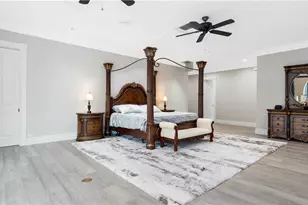 13323 Rosewood Ln, Naples, FL 34119 - Photo 32