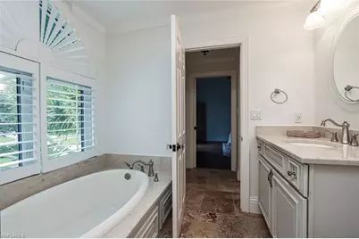 2201 Beacon Ln, Naples, FL 34103 - Photo 24