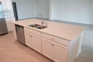 12032 Hawthorn Lake Dr, Fort Myers, FL 33913 - Photo 10