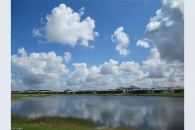 12032 Hawthorn Lake Dr #102, Fort Myers, FL 33913 - Photo 4