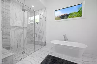 2749 Medallist Ln, Naples, FL 34109 - Photo 14