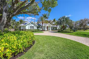 1438 Murex Dr, Naples, FL 34102 - Photo 2