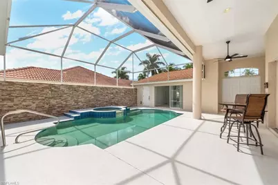 1435 Vintage Ln, Naples, FL 34104 - Photo 12