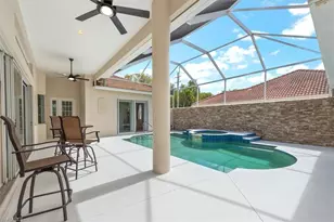 1435 Vintage Ln, Naples, FL 34104 - Photo 4
