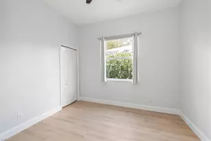 1435 Vintage Ln, Naples, FL 34104 - Photo 22