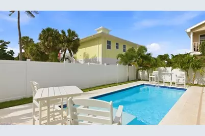 129 Pearl St, Fort Myers Beach, FL 33931 - Photo 36