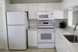 5708 Deauville Cir, Naples, FL 34112 - Photo 6