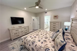 250 Indies Dr, Naples, FL 34114 - Photo 14