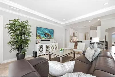 3369 Runaway Ln, Naples, FL 34114 - Photo 12