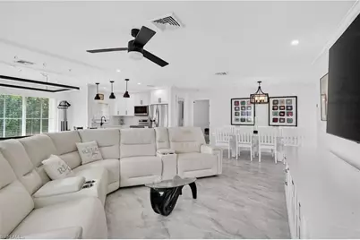 19 Crooked Ln #15, Naples, FL 34112 - Photo 4