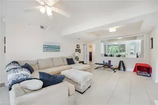 348 Dover Pl, Naples, FL 34104 - Photo 2