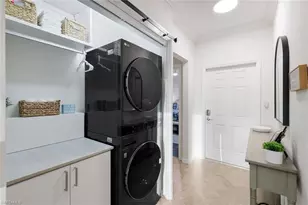 28042 Bridgetown Ct, Bonita Springs, FL 34135 - Photo 24