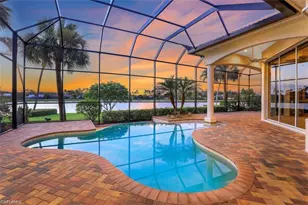 2046 Imperial Cir, Naples, FL 34110 - Photo 2