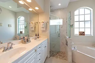 8098 Tauren Ct, Naples, FL 34119 - Photo 8