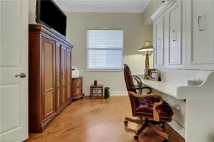 400 Flagship Dr, Naples, FL 34108 - Photo 6