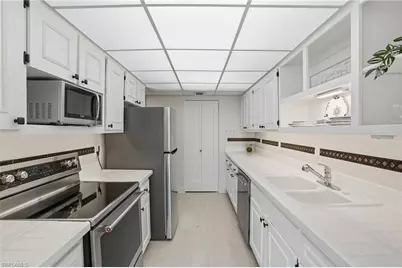 3410 Gulf Shore Blvd N #702, Naples, FL 34103 - Photo 16