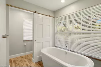 4282 Longshore Way N, Naples, FL 34119 - Photo 24