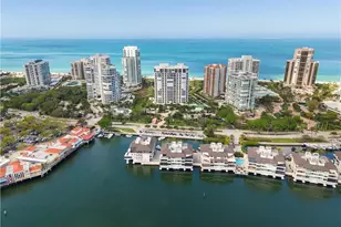 4201 Gulf Shore Blvd N, Naples, FL 34103 - Photo 44