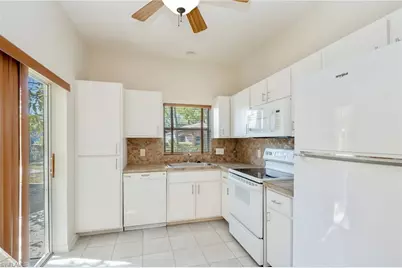 10714 San Tropez Cir, Estero, FL 33928 - Photo 10
