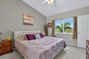 6890 Huntington Lakes Cir, Naples, FL 34119 - Photo 10