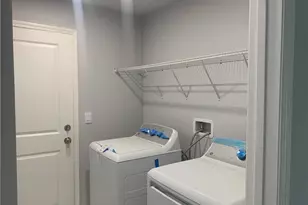 3211 43 St SW, Lehigh Acres, FL 33976 - Photo 10