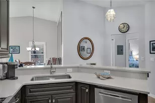 194 Newport Dr, Naples, FL 34114 - Photo 14