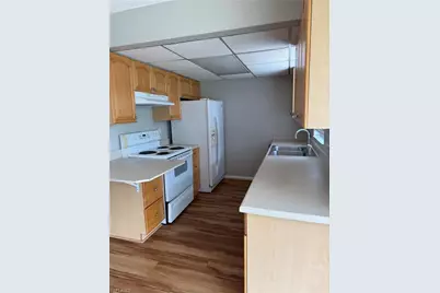 7019 Cedarhurst Dr #9B, Fort Myers, FL 33919 - Photo 10