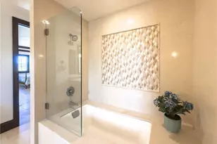 200 S Golf Dr, Naples, FL 34102 - Photo 32