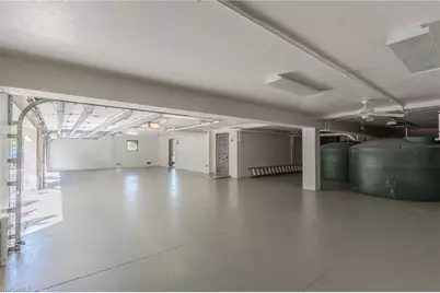 200 S Golf Dr, Naples, FL 34102 - Photo 46