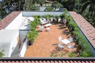 200 S Golf Dr, Naples, FL 34102 - Photo 42