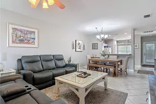 3015 Horizon Ln, Naples, FL 34109 - Photo 16