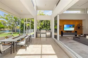 12933 Coco Plum Ln, Naples, FL 34119 - Photo 12