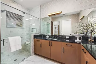 2582 Kingfisher Dr, Naples, FL 34112 - Photo 8