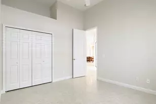 615 Soliel Dr, Naples, FL 34110 - Photo 22